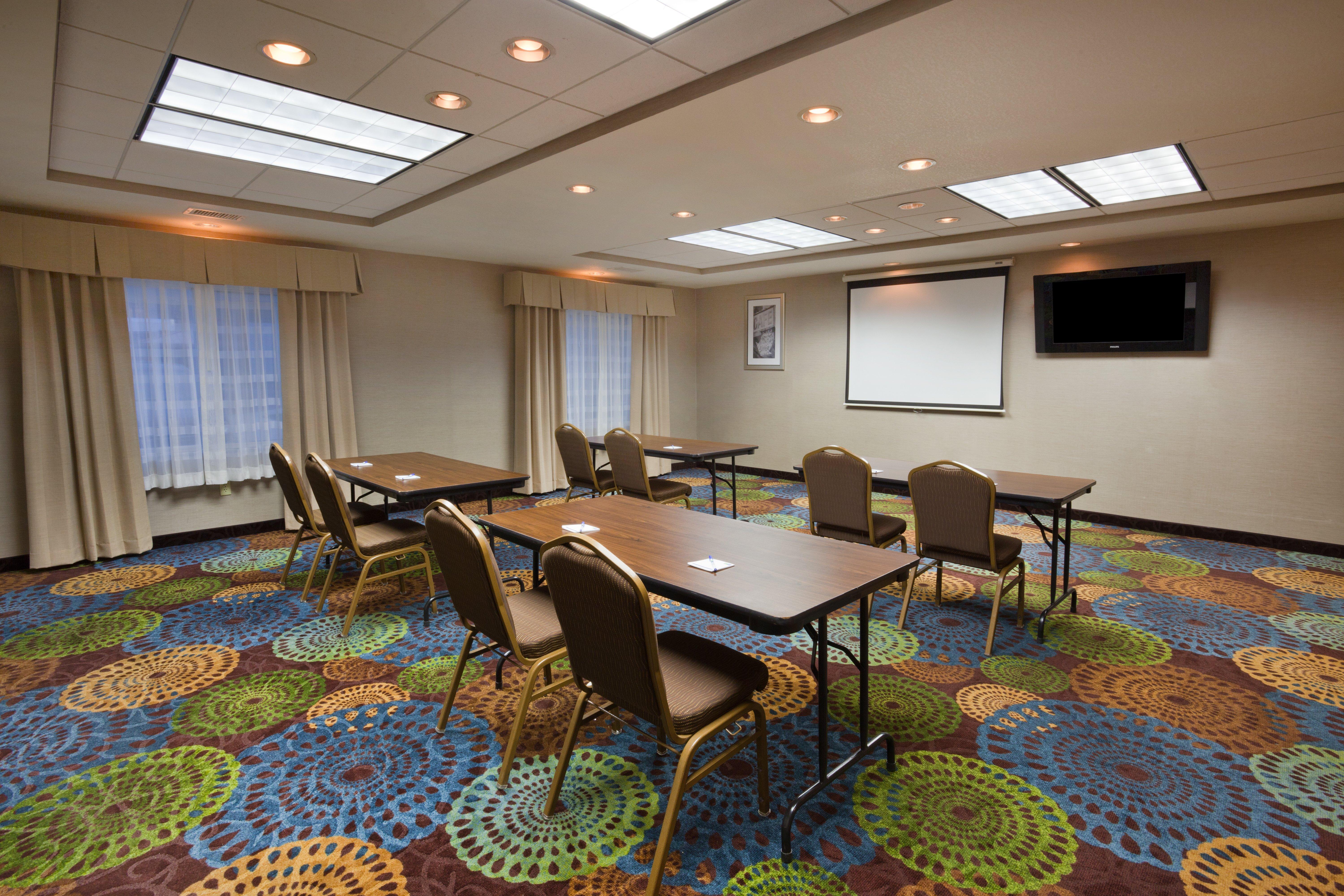 Holiday Inn Express & Suites Aberdeen By Ihg Dış mekan fotoğraf